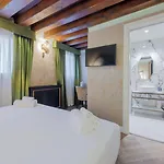 312 Piazza San Marco - Relais Il Doge بيت ضيافة البندقية