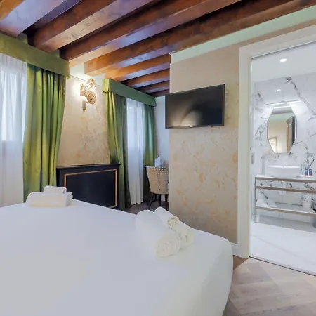 312 Piazza San Marco - Relais Il Doge Πανσιόν Βενετία