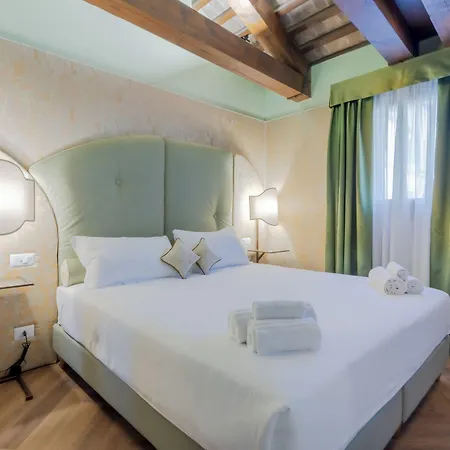 312 Piazza San Marco - Relais Il Doge Πανσιόν