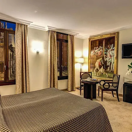 Πανσιόν 312 Piazza San Marco - Relais Il Doge 4*