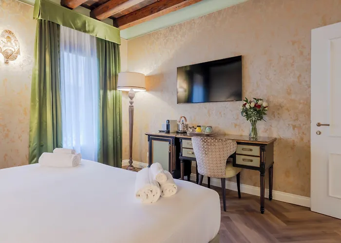 312 Piazza San Marco - Relais Il Doge Venedig