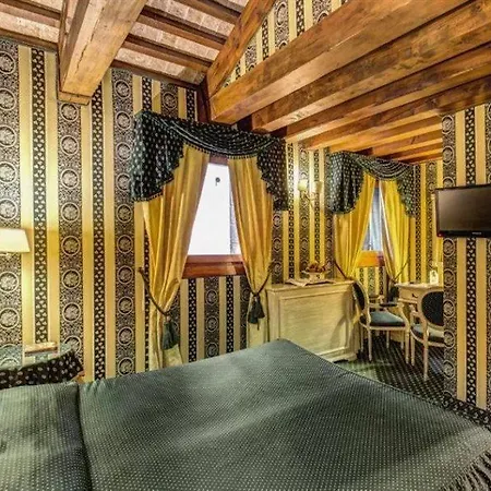 312 Piazza San Marco - Relais Il Doge بيت ضيافة 4*