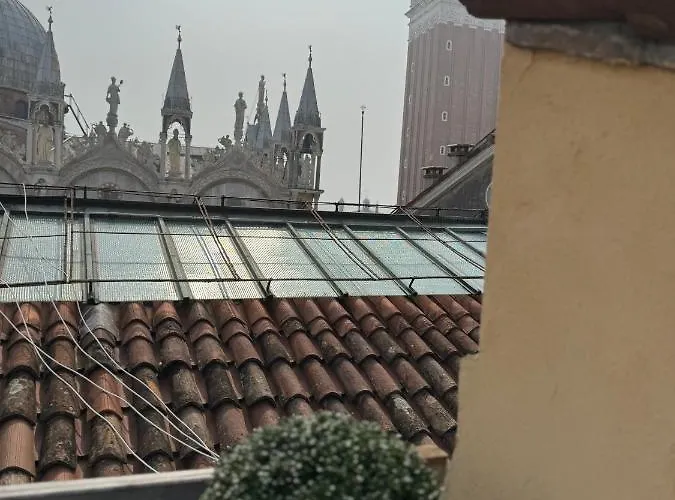 312 Piazza San Marco - Relais Il Doge Гостевой дом