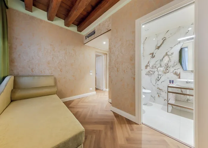 312 Piazza San Marco - Relais Il Doge 4* Венеция