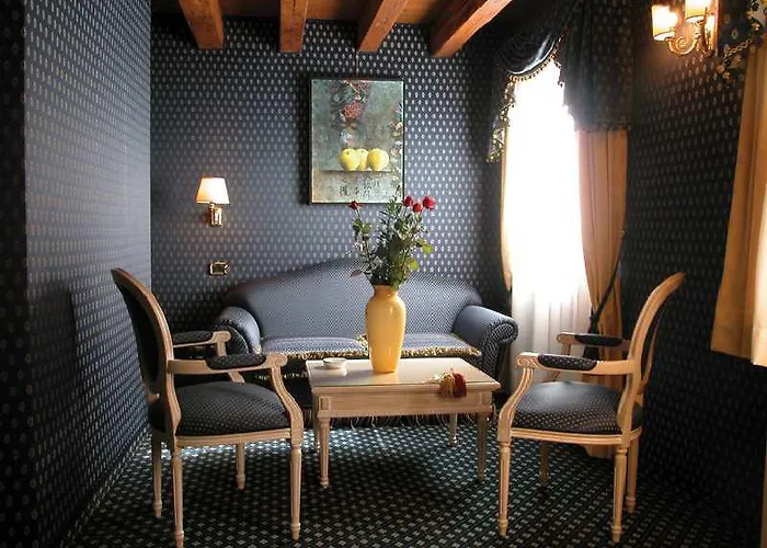 312 Piazza San Marco - Relais Il Doge Πανσιόν 4*