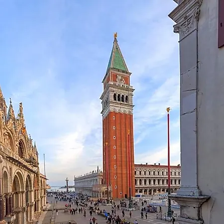 게스트하우스 312 Piazza San Marco - Relais Il Doge 4*