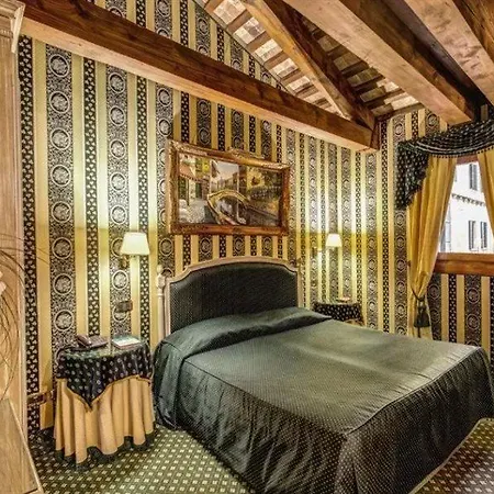 312 Piazza San Marco 3* Venetië