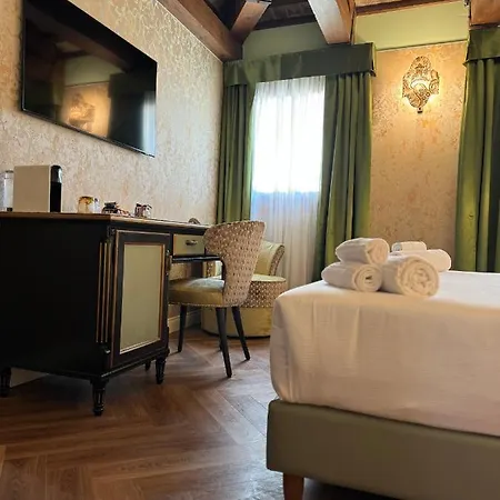 312 Piazza San Marco Gasthuis 3*