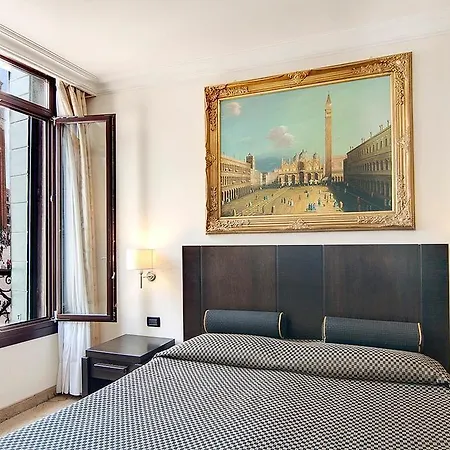 312 Piazza San Marco 3* Venetië